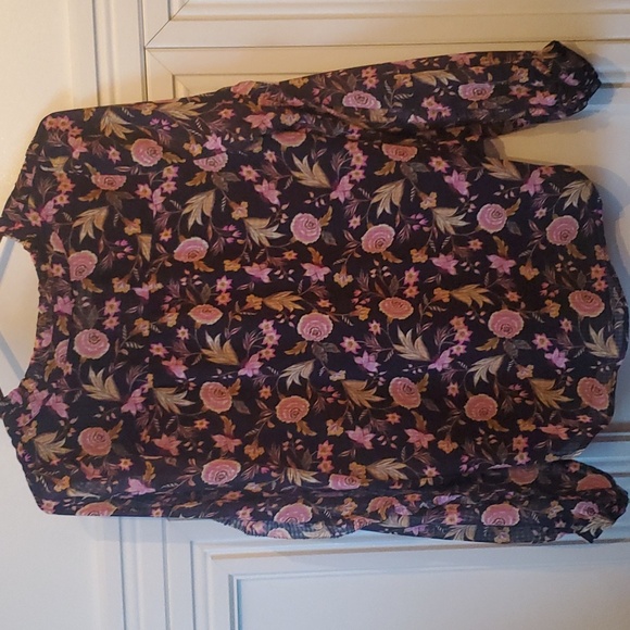 LOFT NEW Floral Ruffle Sleeve Blouse Size SMALL S - Picture 4 of 7